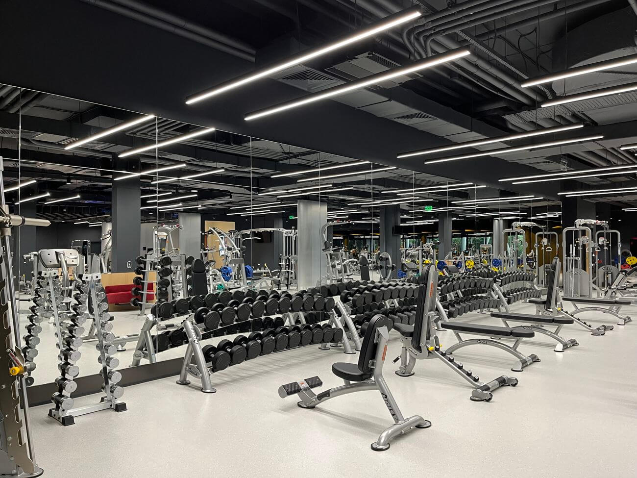 Спортивні зали львів – тренажерний зал Uniforce