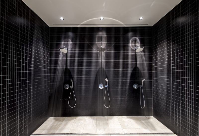 У СПА-зоні можна відвідати фінську сауну та римську парну. 167