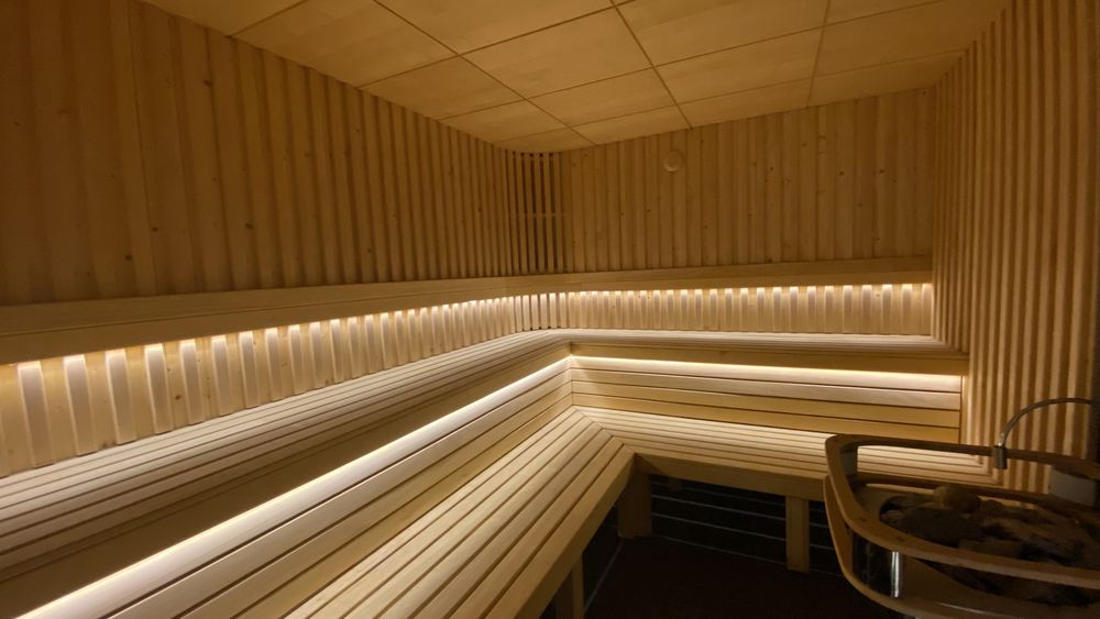 У СПА-зоні можна відвідати фінську сауну та римську парну. 202